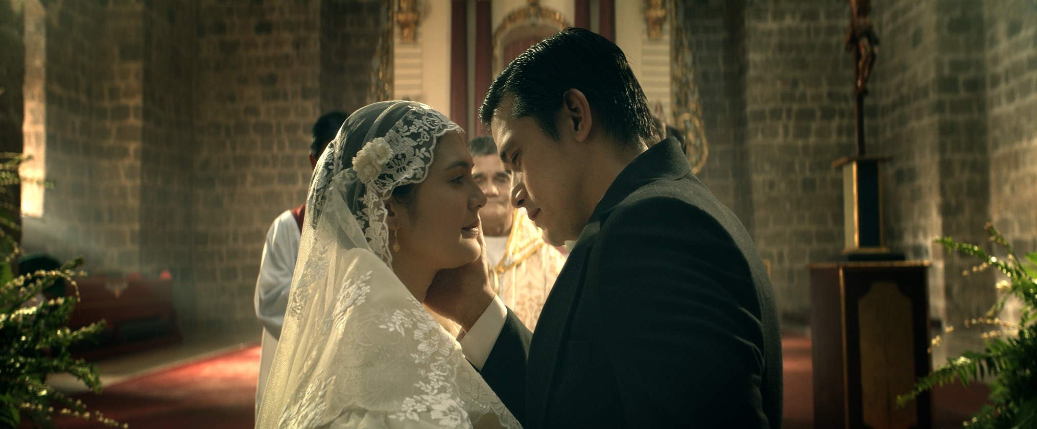 MOVIE REVIEW: Bonifacio: Ang Unang Pangulo (2014)