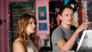 Zombie vs human girlfriends in 'Burying the Ex'