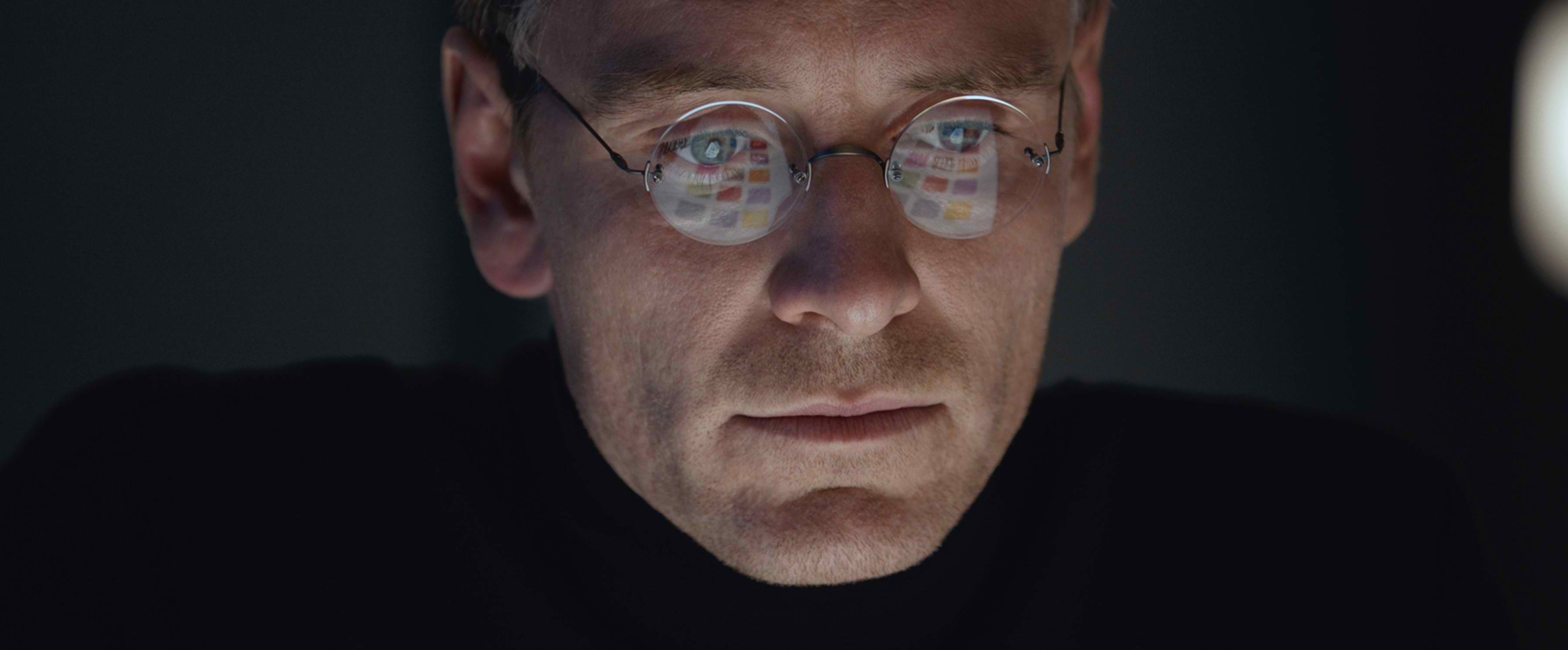 Cmd + X Kutcher, enter Fassbender: ‘Steve Jobs’ trailer