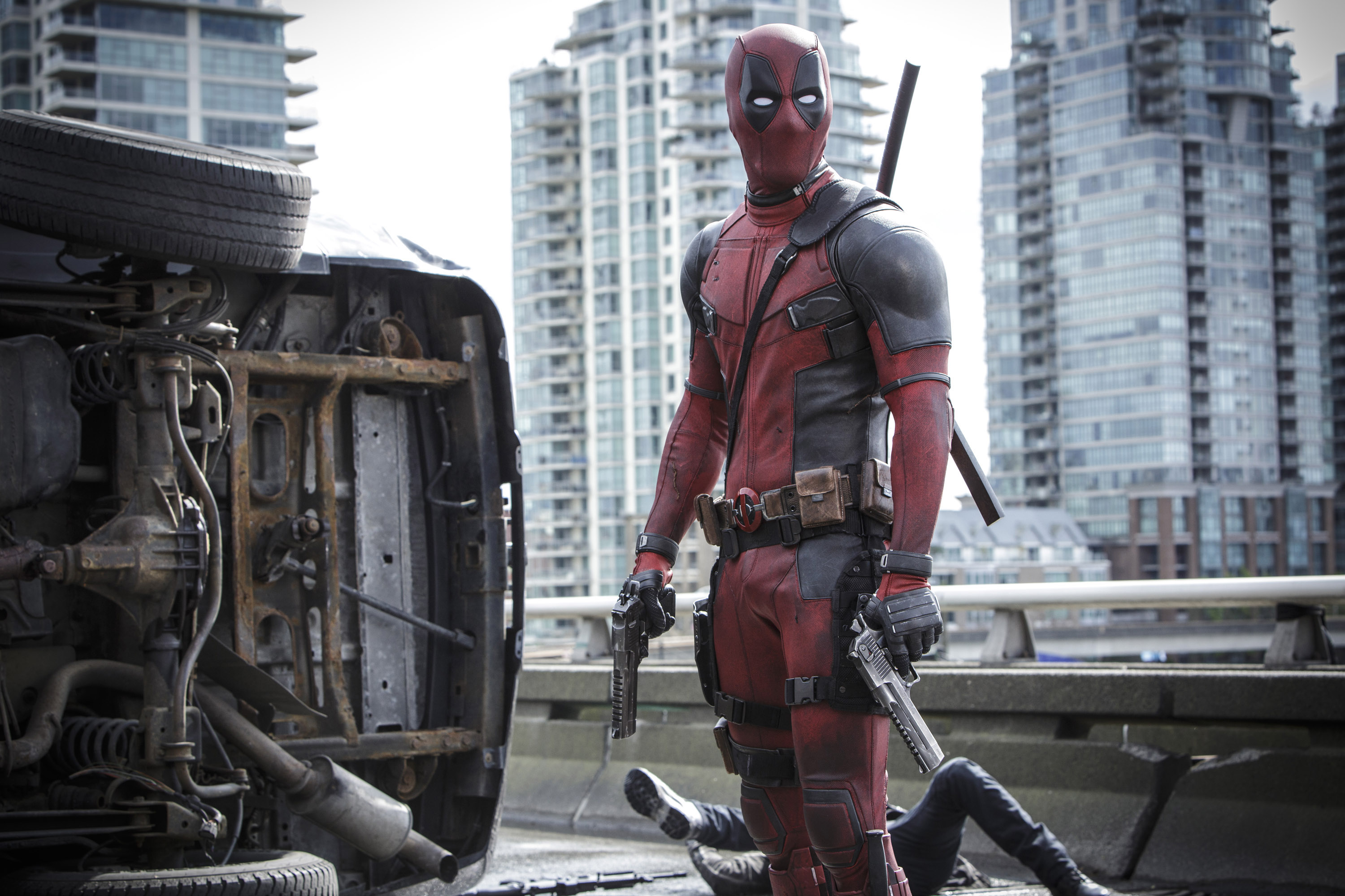 Ryan Reynolds is on(to) something in even-more-NSFW tailer for ‘Deadpool’