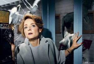 LOOK: Contemporary actors pose in iconic Alfred Hitchcock films